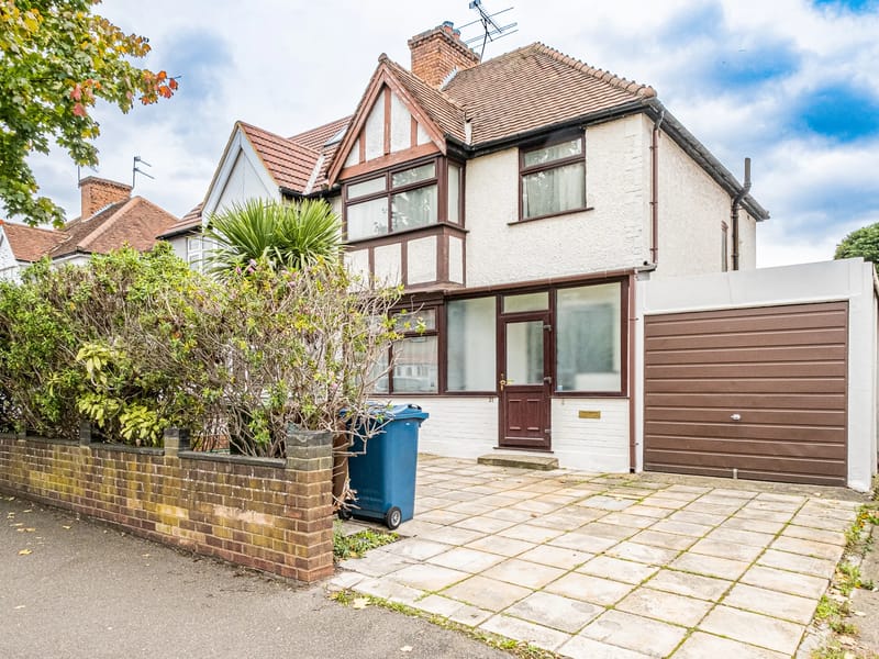 Westside Home 2 in Harrow, England photo 1