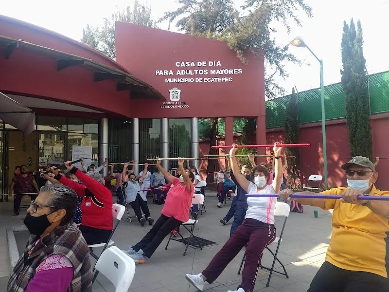 Casa De Dia Del Adulto Mayor - Hogar de Ancianos in Ecatepec De Morelos, Estado de México photo 4