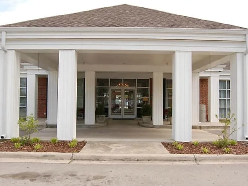 Diversicare of Oneonta — Nursing Home, Oneonta, AL · photo 1