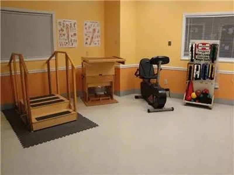 Envive of Muncie - Nursing Home in Muncie, IN photo 3