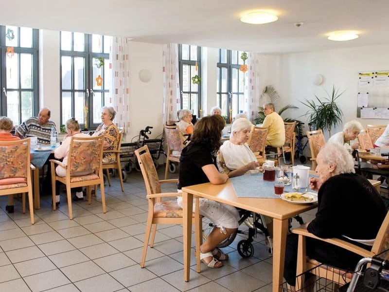 Altenheim im Hansa-Haus - Pflegeheim in Krefeld, Nordrhein-Westfalen photo 2