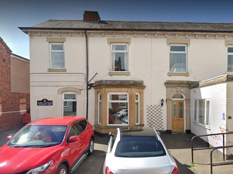 April Cottage Retirement Home - Assisted Living in Coalville, England photo 2