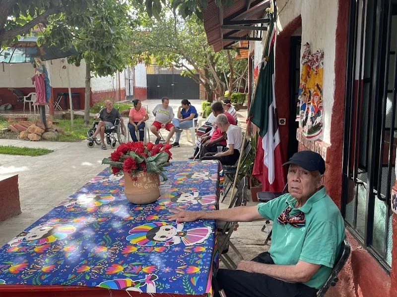 CASA DE DESCANSO MARIA AUXILIADORA - Vida Asistida in Amatitán, Jalisco photo 4