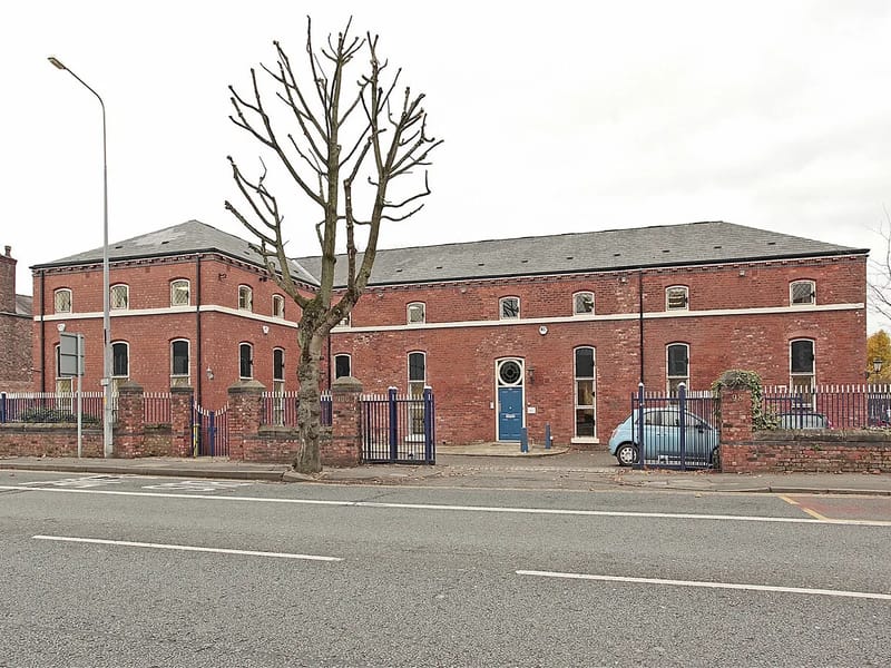 The Maltings 98-100, Wilderspool Causeway, Warrington, Cheshire WA4 6PU. - Nursing Home in Warrington, England photo 2