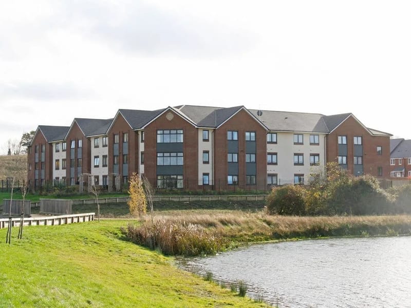 Lakeview Lodge Care Home - Nursing Home in Milton Keynes, England photo 3
