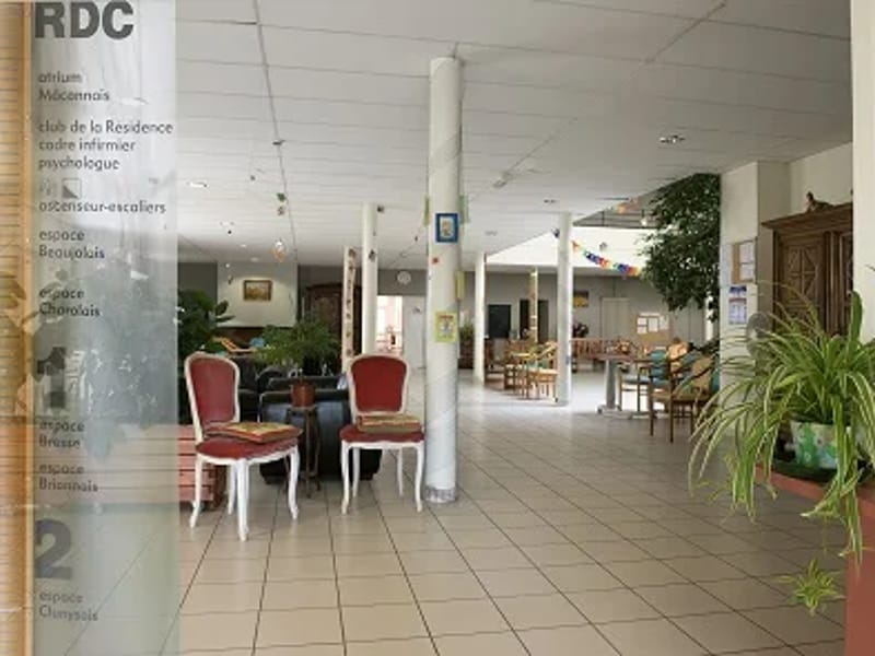 Ehpad Jacques Chauvire Du Ch Macon - EHPAD in MACON, Bourgogne-Franche-Comté photo 1