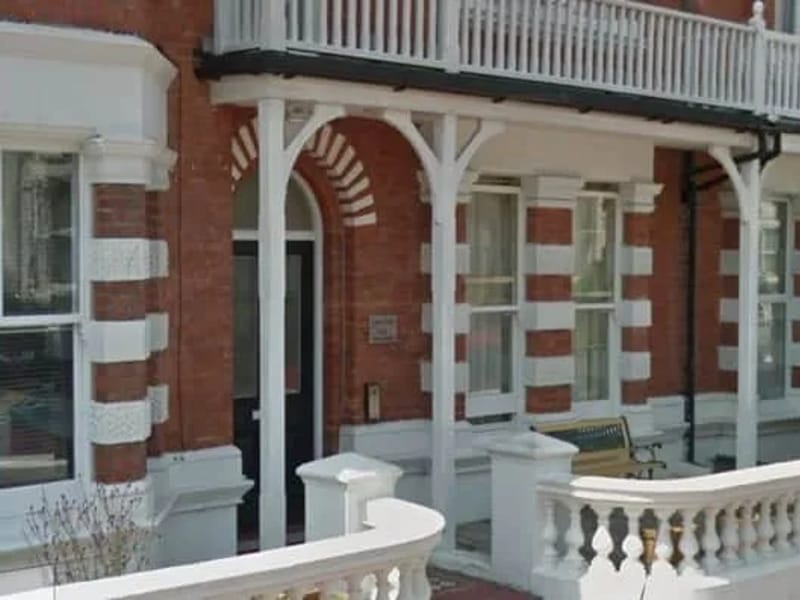 Lawn Court - Assisted Living in Bexhill On Sea, England photo 3