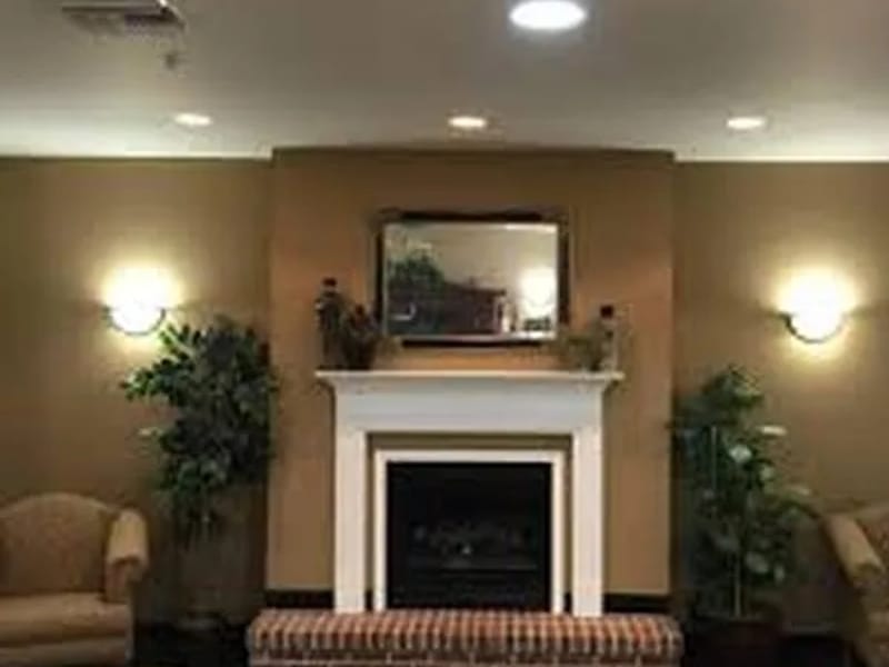 Assisted Living At Silver Creek - Assisted Living in Mascoutah, IL photo 2