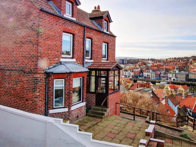 Shetland House - Assisted Living in Whitby, England photo 2