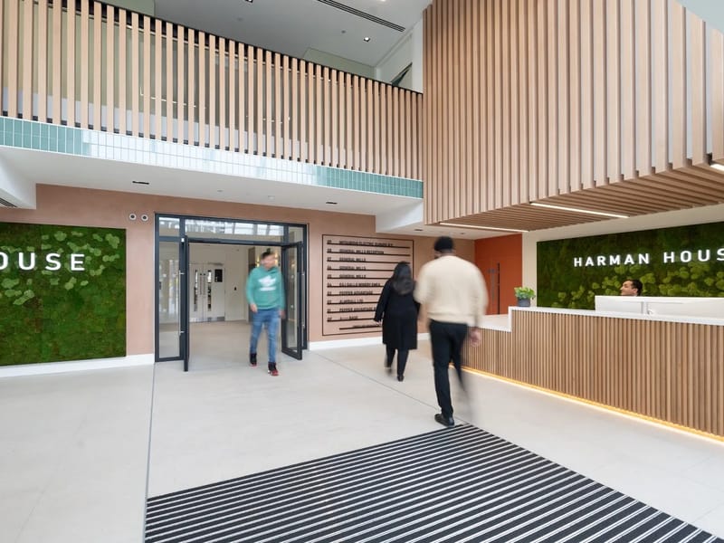 Aram House - Assisted Living in Uxbridge, England photo 3