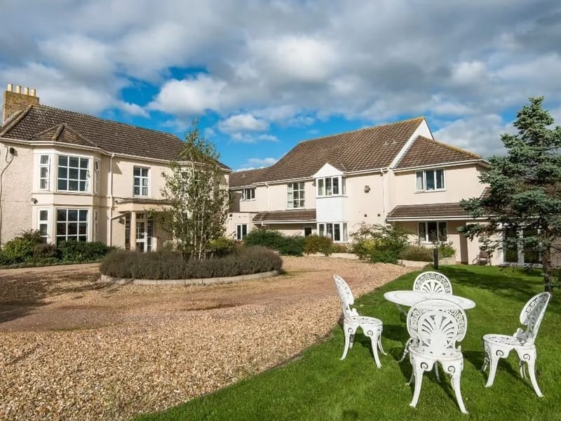 Frethey House - Assisted Living in Taunton, England photo 2