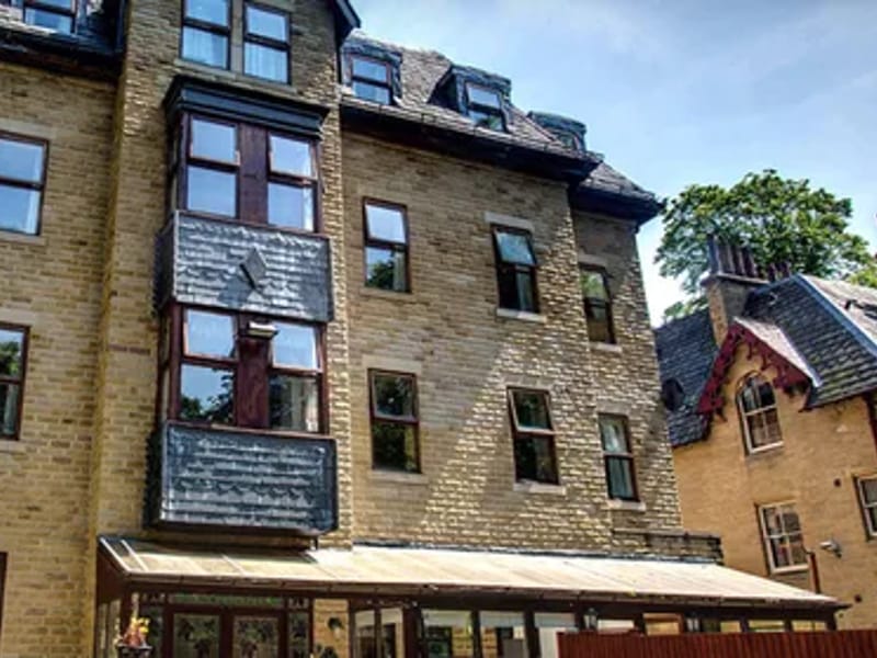 Oak Lodge Residential Home - Assisted Living in Bradford, England photo 2