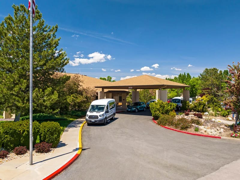 Life Care Center of Reno - Nursing Home in Reno, NV photo 3