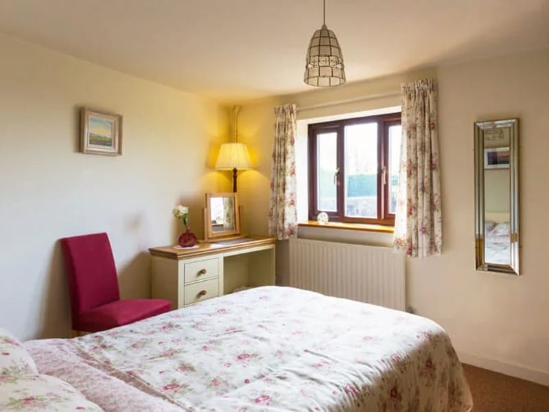Dover Cottage Rest Home - Assisted Living in Tamworth, England photo 2