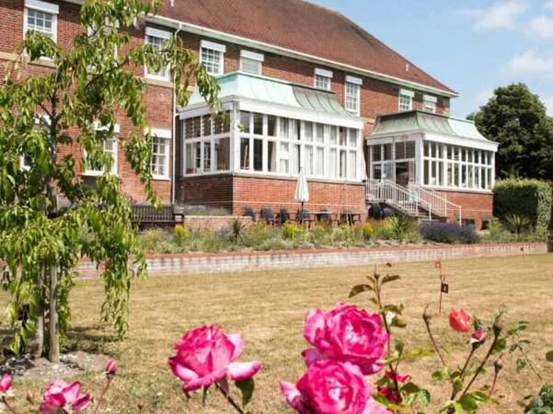 Cornwallis Court - Assisted Living in Bury St Edmunds, England photo 3