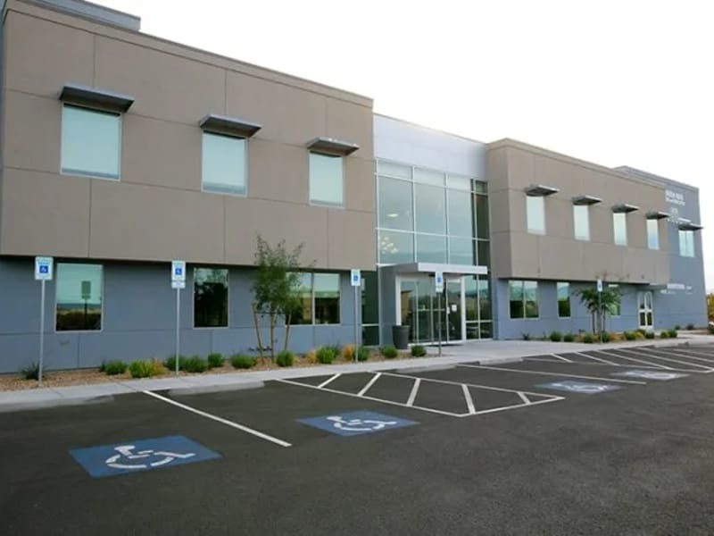 Coronado Ridge Skilled Nursing & Rehabilitation Ce - Nursing Home in Henderson, NV photo 2