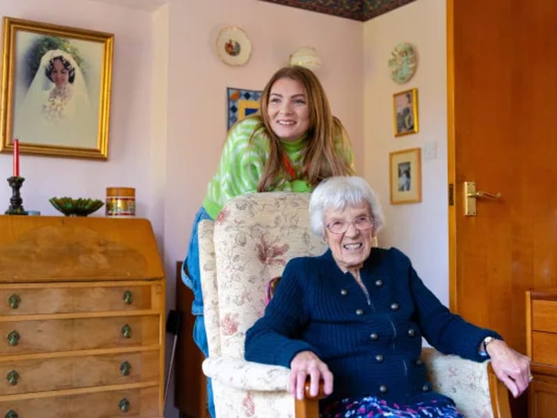 Aquarius Home Care - In-Home Care in Southampton, England photo 1