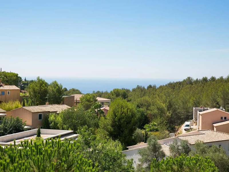Ehpad Residence Aigue Marine - EHPAD in BANDOL, Provence-Alpes-Côte d'Azur photo 3