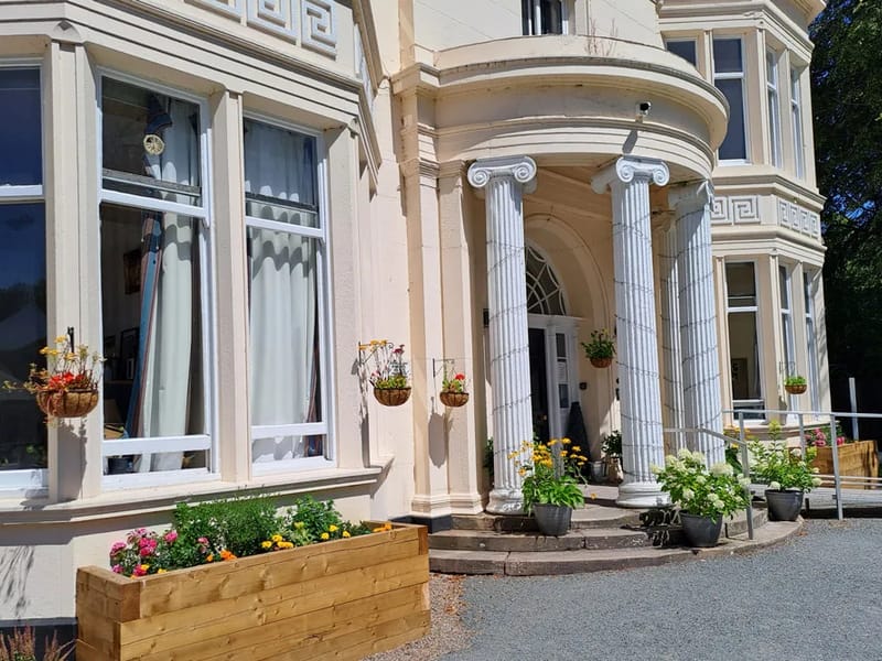 Manor Care Home - Middlewich - Nursing Home in Middlewich, England photo 2