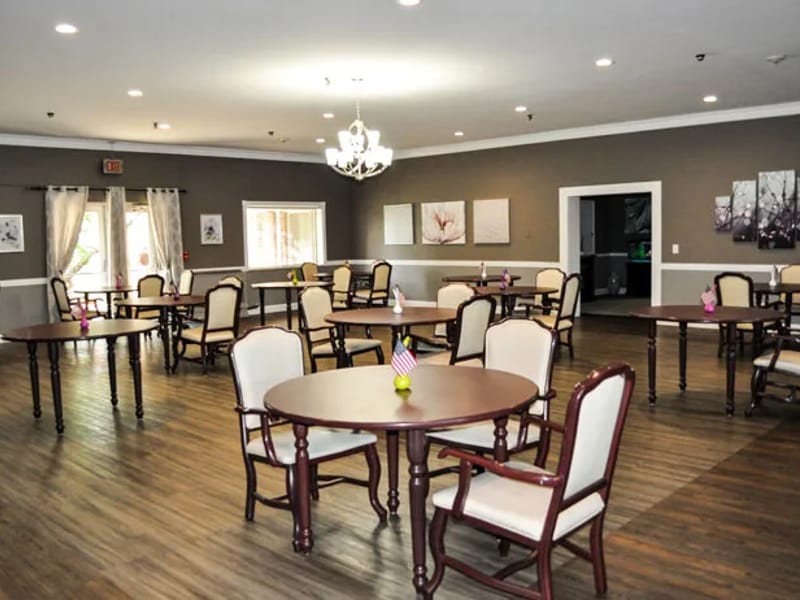 American House Westland Venoy - Assisted Living in Westland, MI photo 2