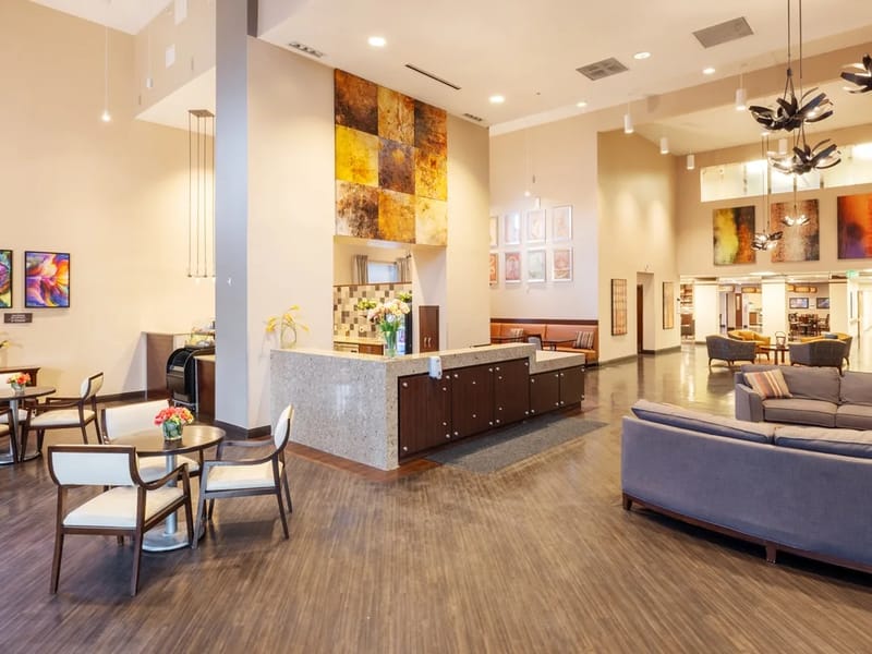 Coal Creek Post Acute & Assisted Living - Nursing Home in Lafayette, CO photo 3