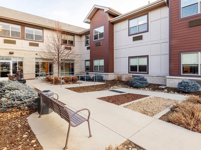 Coal Creek Post Acute & Assisted Living - Nursing Home in Lafayette, CO photo 1