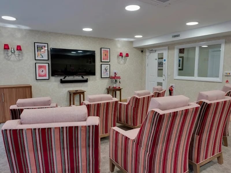 Smyth Lodge - Nursing Home in Sidcup, England photo 3