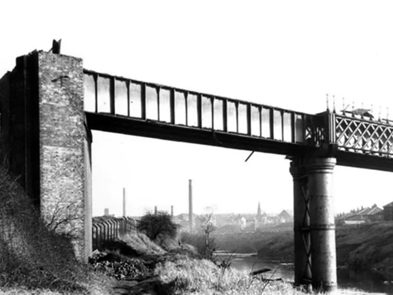 Heaton Vale in Stockport, England photo 3