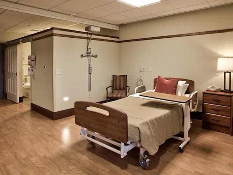 Rochester Rehabilitation and Living Center — Nursing Home, Rochester, MN · photo 3