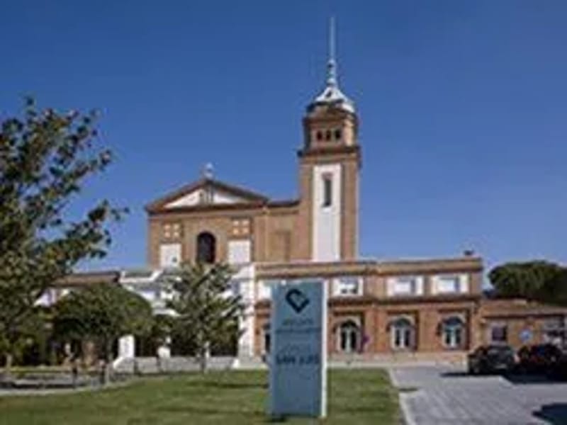 Centro asistencial para la 3ª edad San Luis - Hogar de Ancianos in Palencia, Castilla y León photo 1