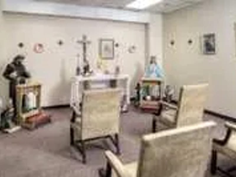 Albuquerque Heights Healthcare and Rehabilitation - Nursing Home in Albuquerque, NM photo 2