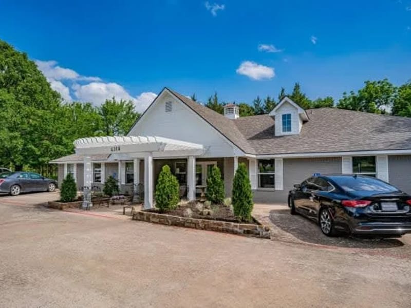 Silver Leaf Assisted Living, Llc — Assisted Living, Denison, TX · photo 1
