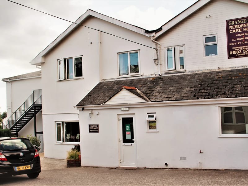 Grange-Lea Residential Care Home - Assisted Living in Paignton, England photo 2