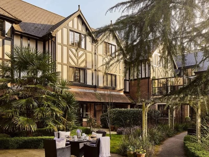 Hallmark Anya Court Luxury Care Home - Nursing Home in Rugby, England photo 2
