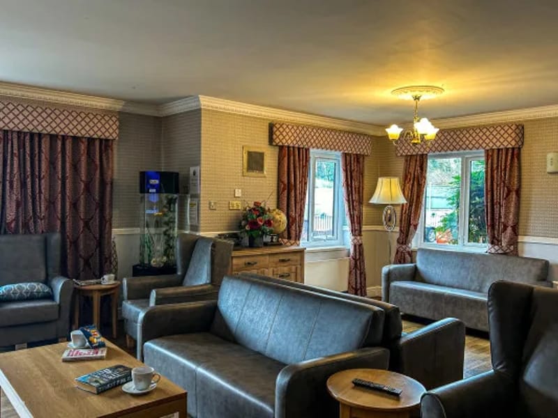 Kenyon Lodge in Manchester, England photo 1