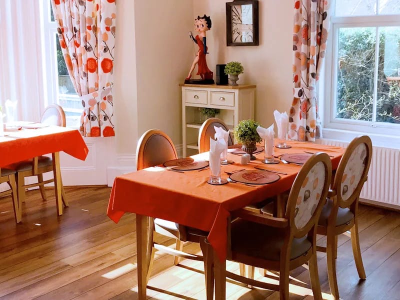 St Georges Lodge Residential Care Home - Nursing Home in Worthing, England photo 1