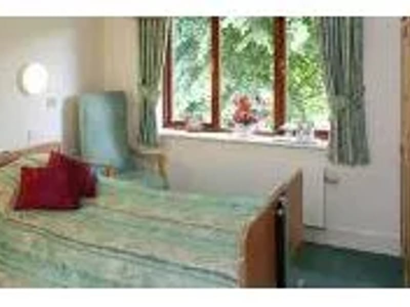 Beech Court Care Centre - Nursing Home in Romford, England photo 1