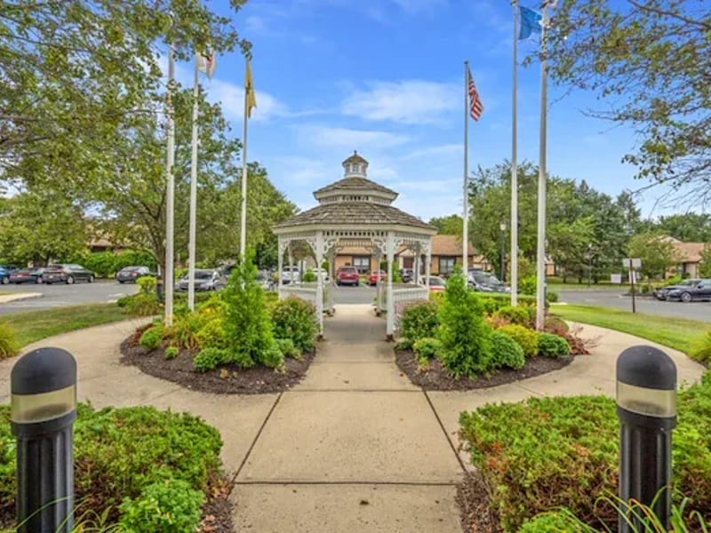 Meadowbrook Respiratory and Nursing Center - Nursing Home in Matawan, NJ photo 2
