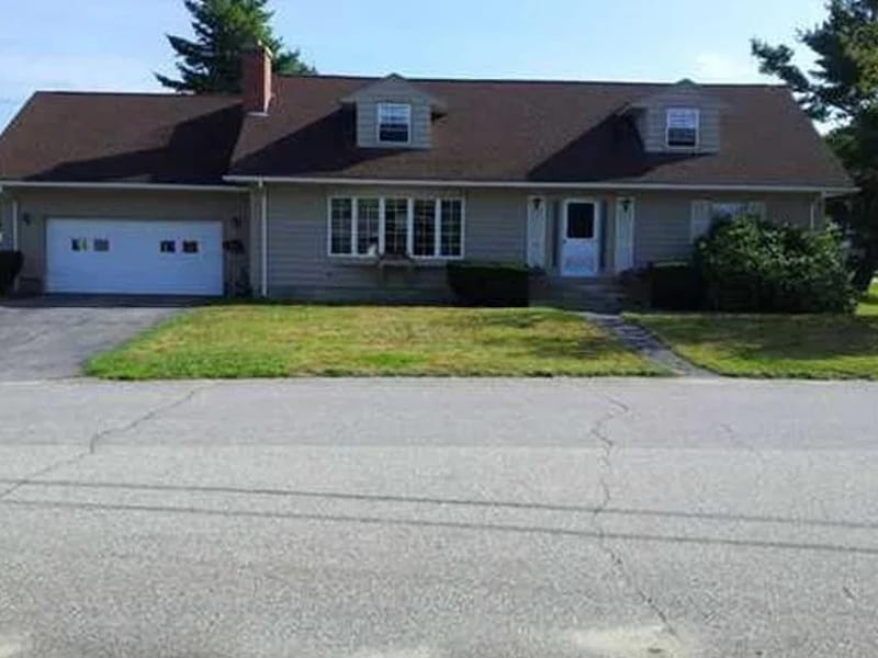 18 Ventura St - Assisted Living in Lewiston, ME photo 3
