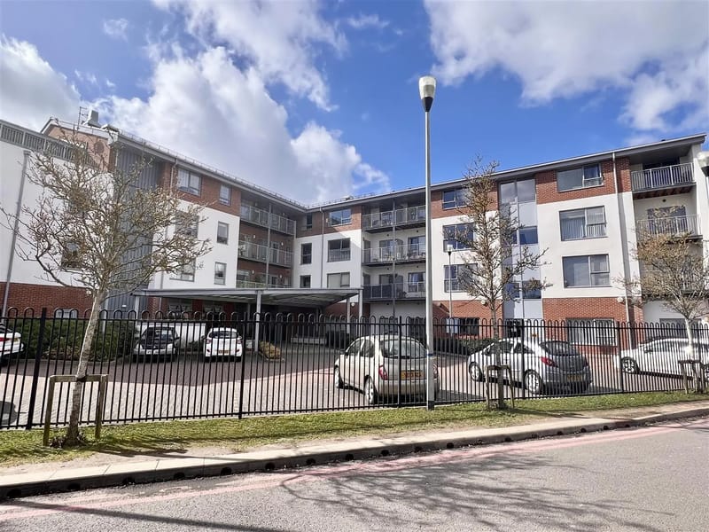 Advance Healthcare- Trinity Apartments - Assisted Living in Solihull, England photo 3