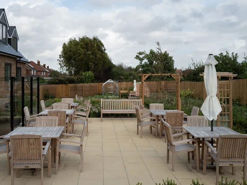 Lark View Care Home - Assisted Living in Canterbury, England photo 2
