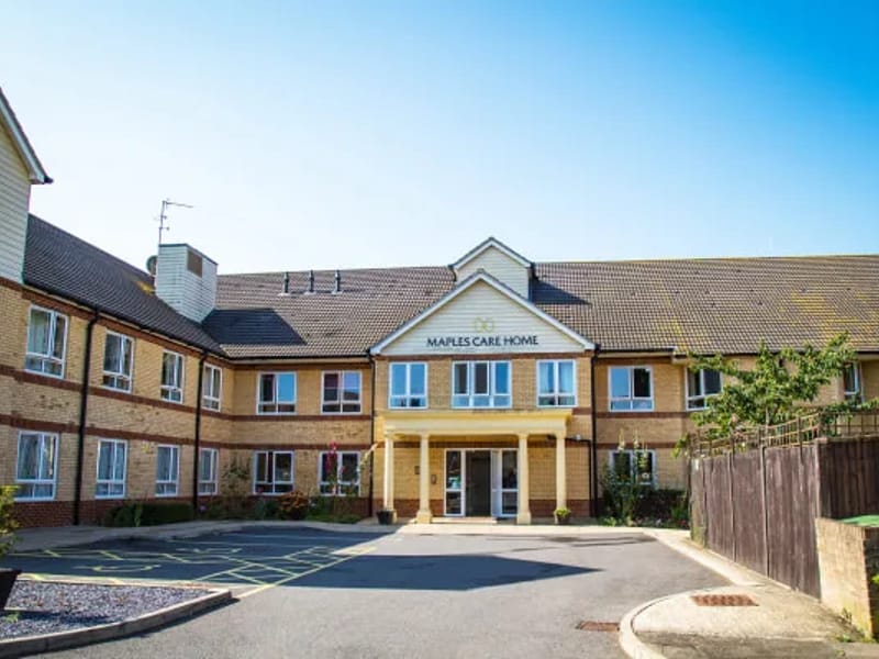 Maples Care Home in Bexleyheath, England photo 2