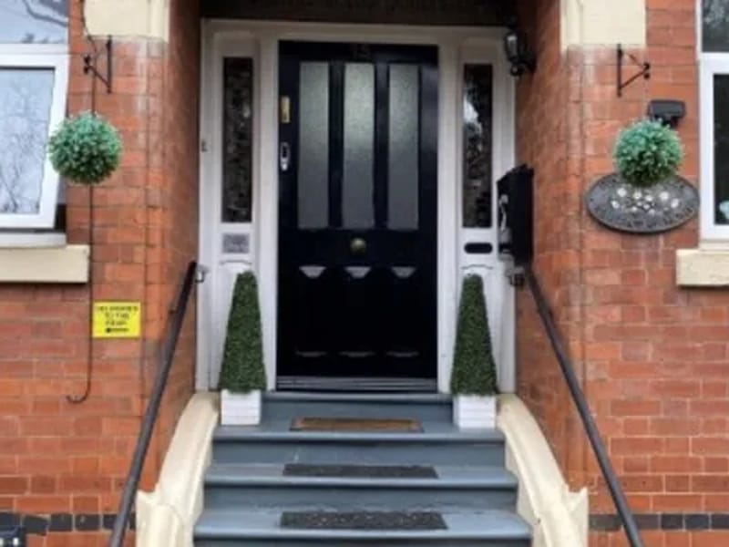 Pendene House in Leicester, England photo 1