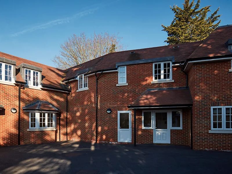 Elysium Care Partnerships Limited - 1a Upper Brighton Road - Assisted Living in Surbiton, England photo 3