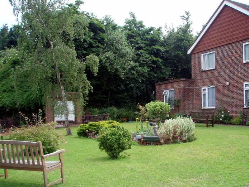 Bakers' Villas - Assisted Living in Epping, England photo 2