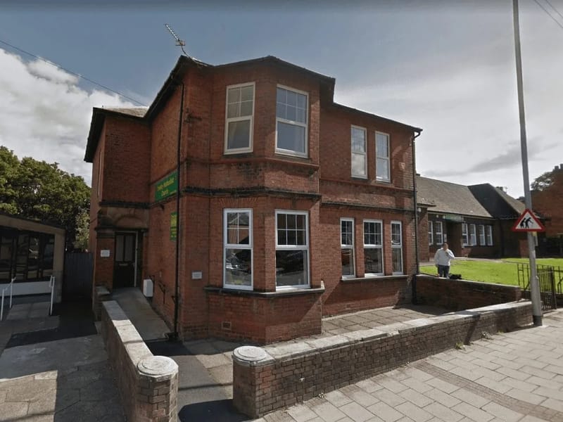 Bakers' Villas - Assisted Living in Epping, England photo 3