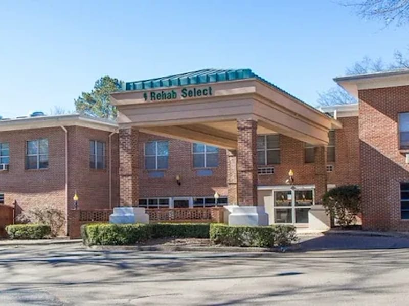 Diversicare of Oxford — Nursing Home, Oxford, AL · photo 1