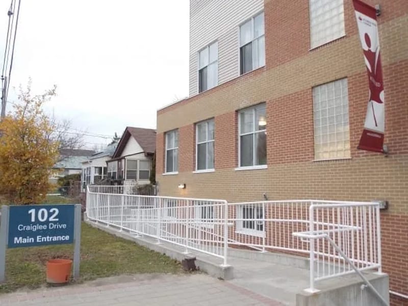 CRAIGLEE NURSING HOME - Nursing Home in Scarborough, ON photo 2