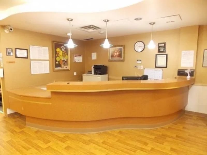 CRAIGLEE NURSING HOME - Nursing Home in Scarborough, ON photo 3