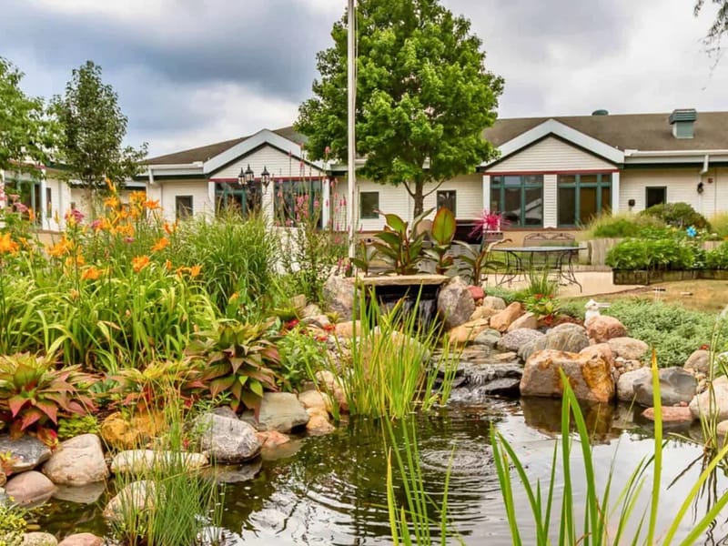 Evergreen Community of Johnson County - Nursing Home in Olathe, KS photo 2
